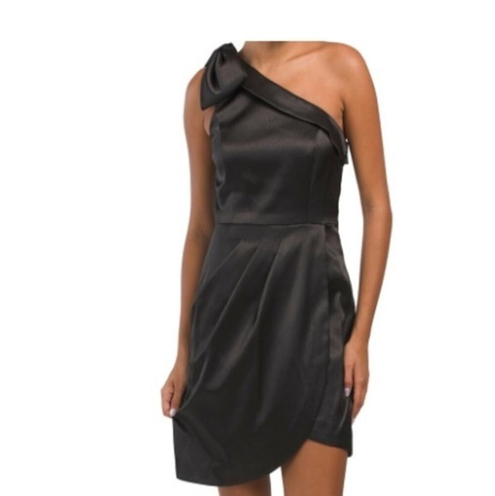 Aidan by Adrianna Papell Black Short Mini Cocktail Dress Sz 12 One Shoulder $195